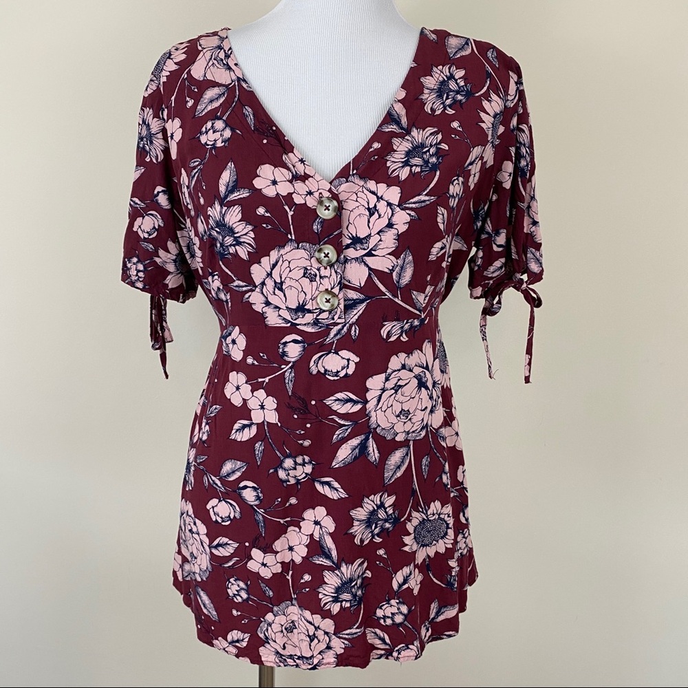 Motherhood Maternity Dark Red Floral Button Top M - Picture 1 of 12